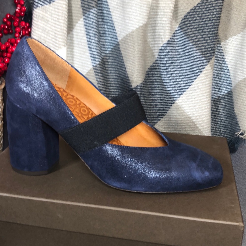 Chie Mihara Seiko Navy - New!